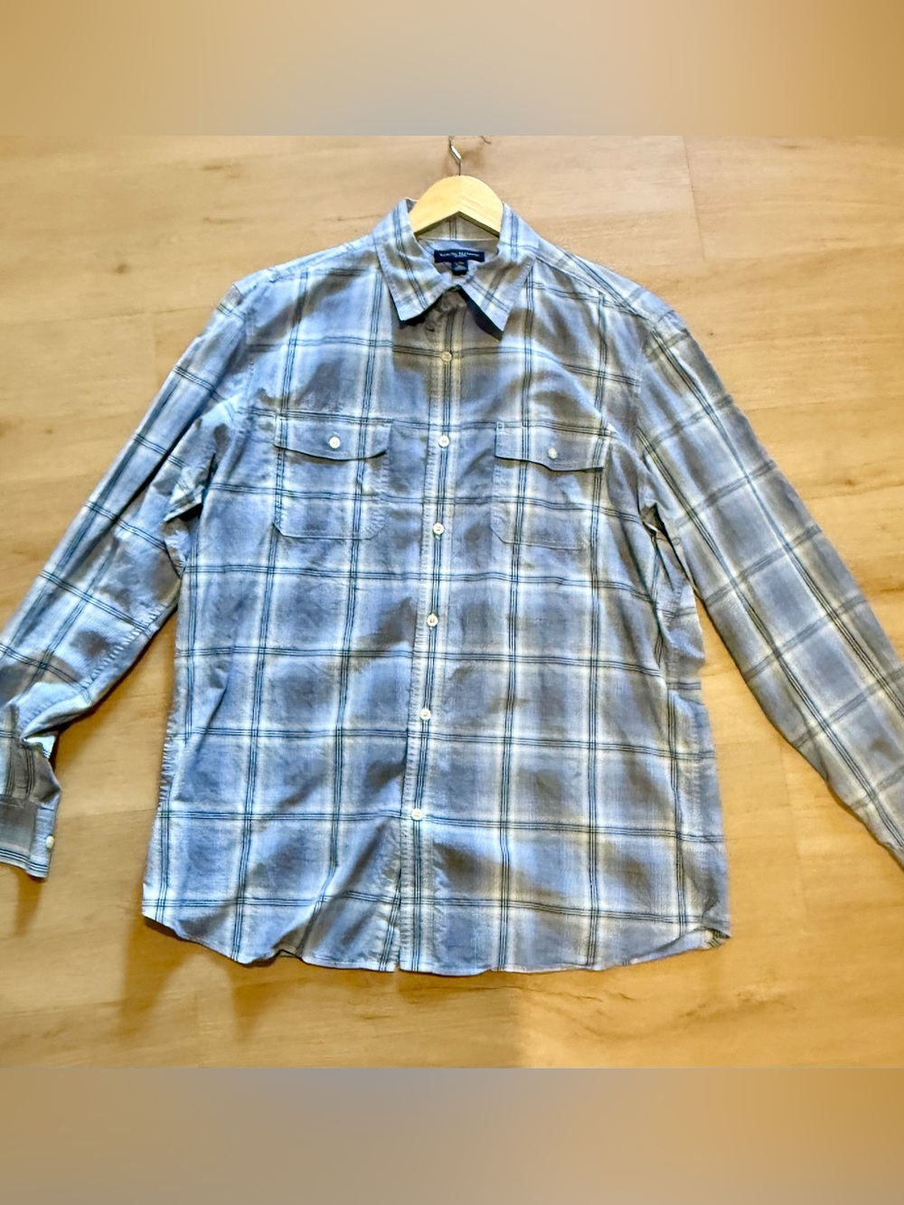 Banana Republic Men’s long sleeve plaid button down XL  17-17 1/2 neck